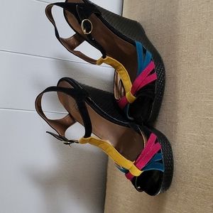 Charlotte Russe wedges size 8.